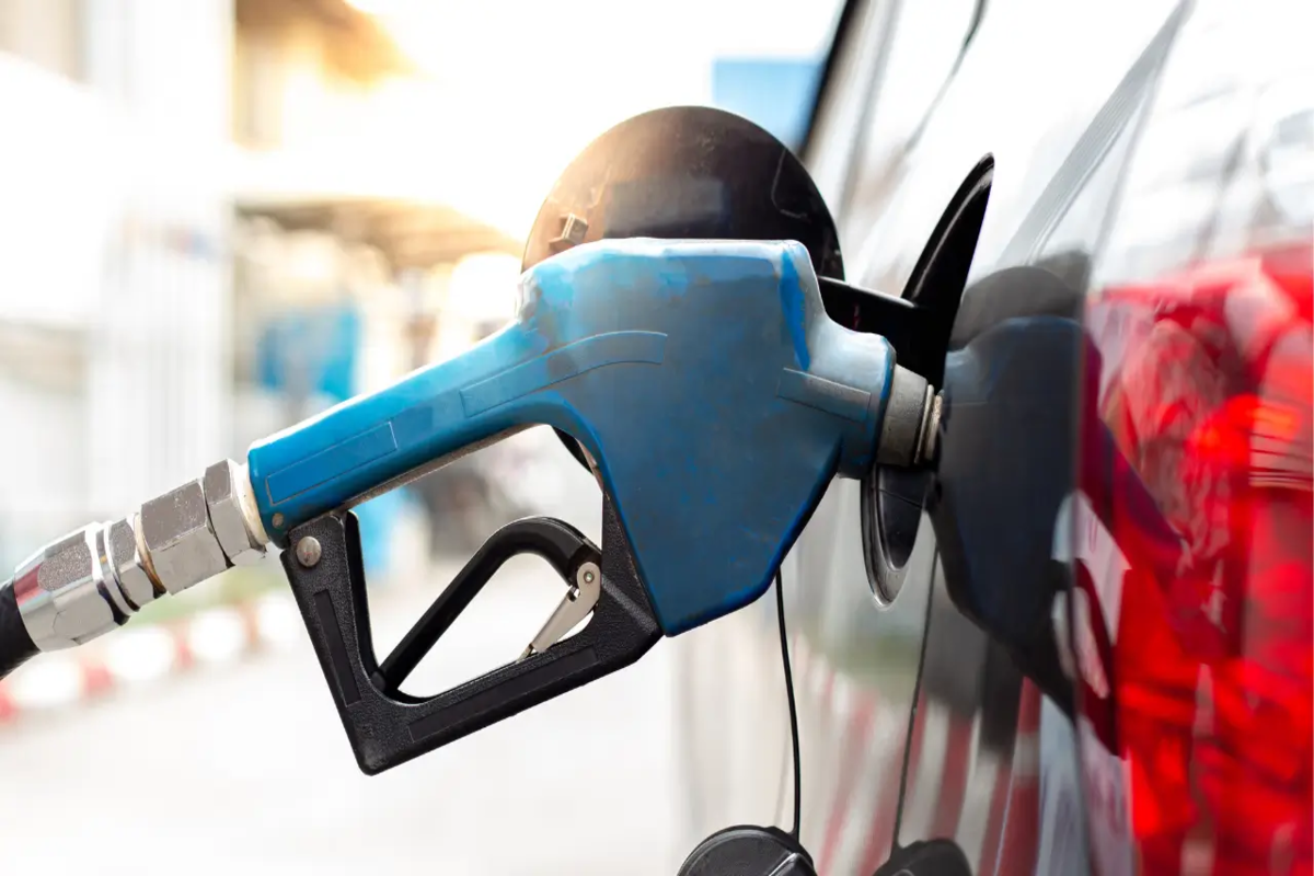 How Much Oil Does My Car Need?