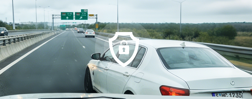 G-sensor collision detection automatically locks emergency footage